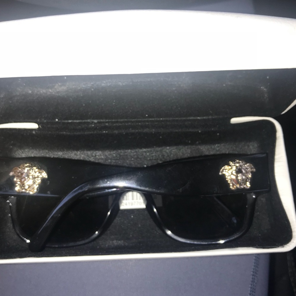 Authentic Versace Sunglasses - image 2